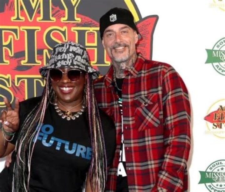 Who is Emmet Flores? Wiki, Age, Wife, Family, Net Worth, Biography & More