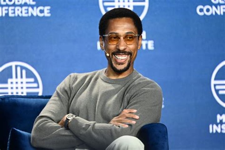 Who Is Larry Jackson? The Former Apple Exec Who Co-Founded gamma.