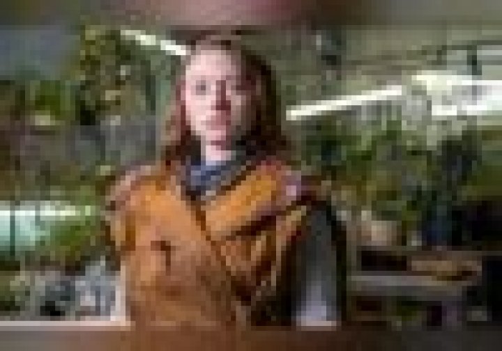 Who is Mia Honey Threapleton? Wiki, Height, Age, Bio & Facts About Actress