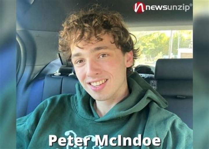 Who is Peter McIndoe? Wiki, Biography, Age, Net worth, Parents, Education, Height, Girlfriend & More