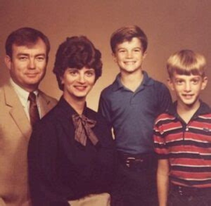 Who is Rhett Mclaughlin? Height, Kids, Wife, Wiki, Birthday, Family, Biography & More