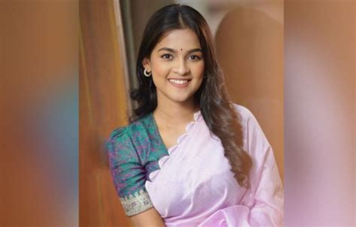 Who Is Sadia Ayman? Wiki, Age, Height, Husband, Parents, Caste, Biography & More