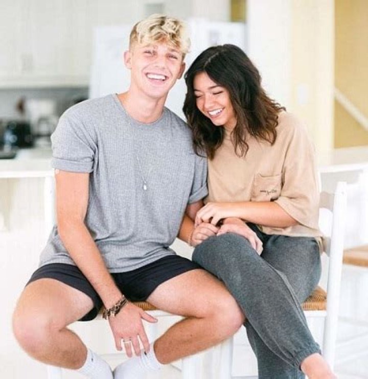 Who is Tabitha Swatosh? Wiki, Biography, Age, Height, Boyfriend, Family & More