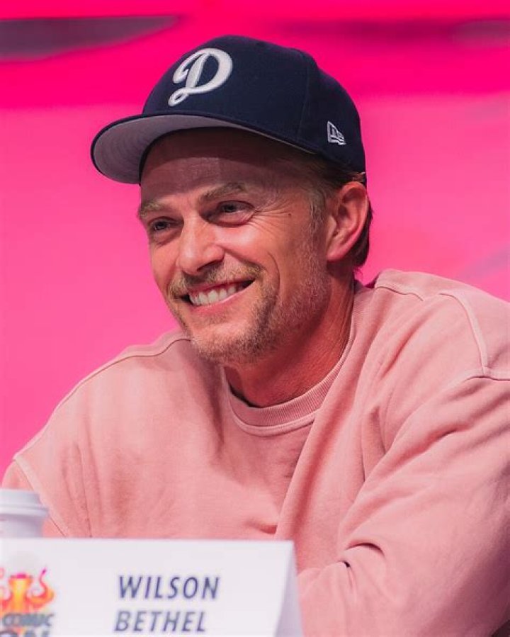 Wilson Bethel – Celebsgraphy