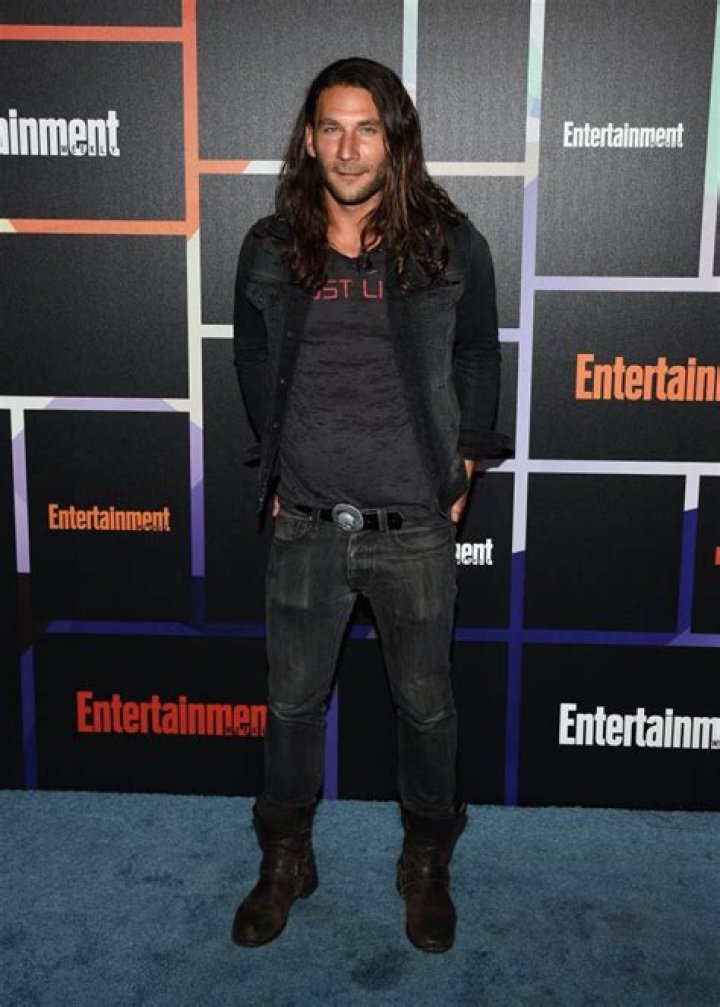 Zach McGowan Net Worth - CelebNetWorth